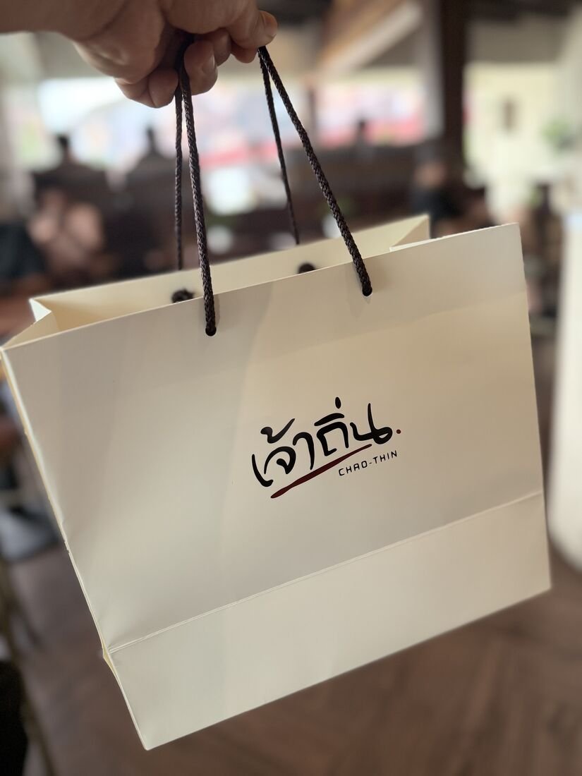 Takeaway in the branded bag — เจ้าถิ่น / CHAO-THIN.
